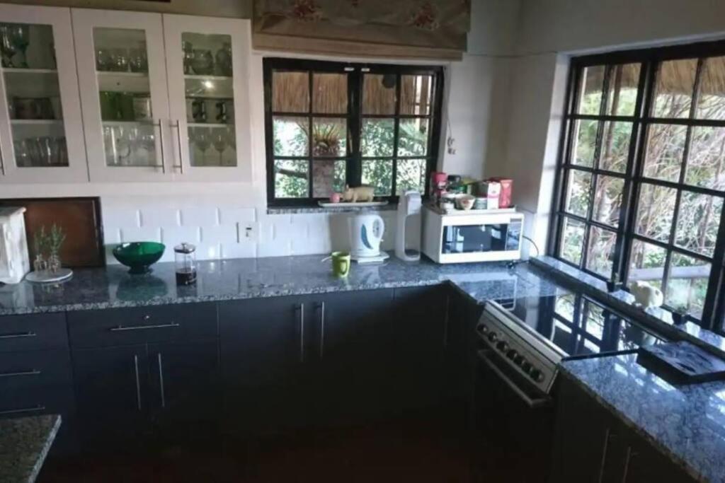 The Underberg Cottage מראה חיצוני תמונה