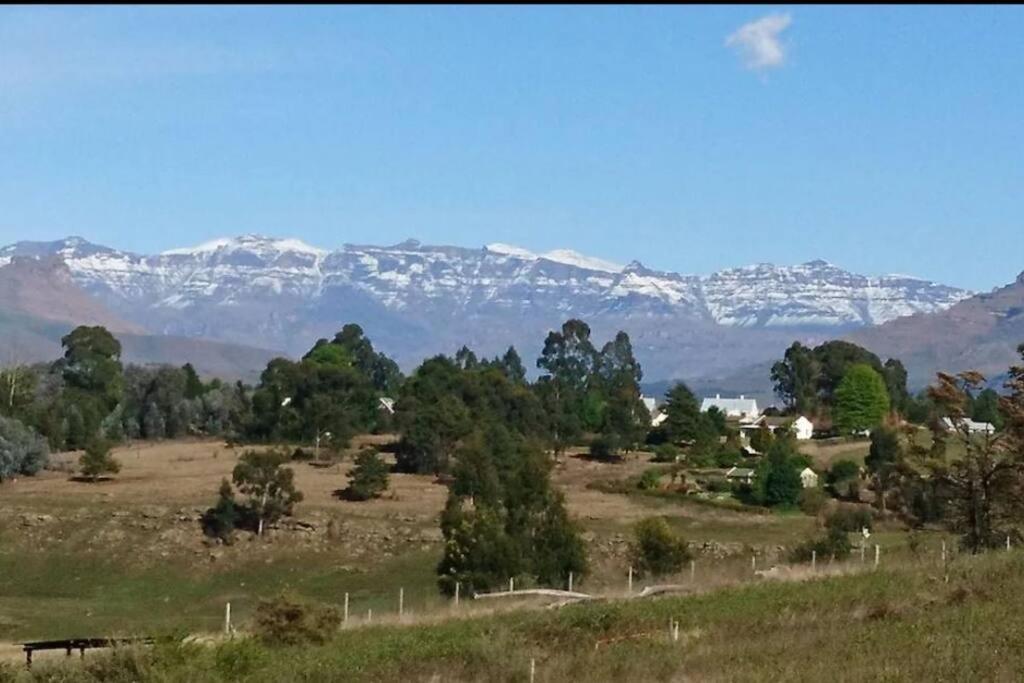 The Underberg Cottage מראה חיצוני תמונה
